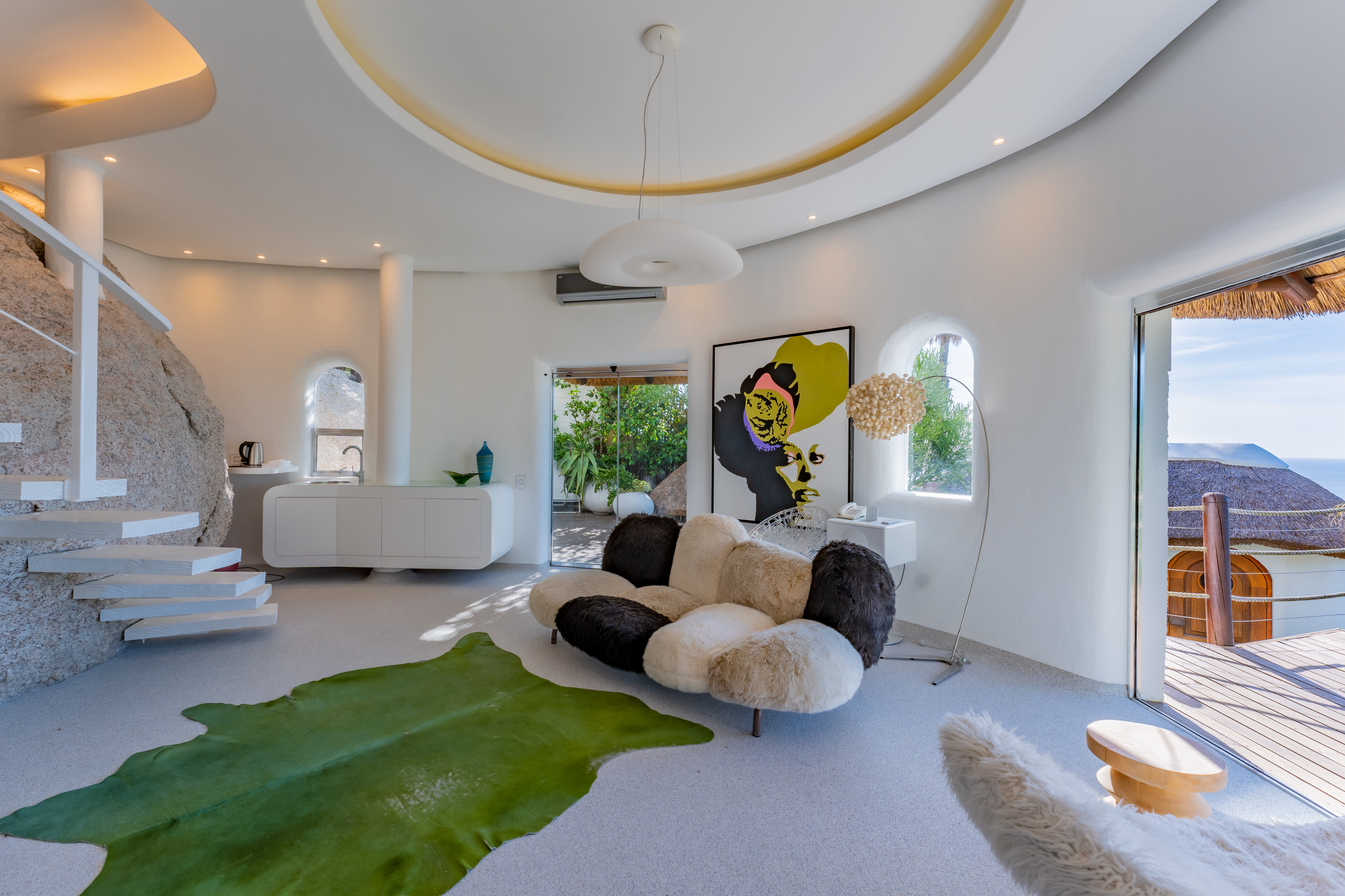 6 Bedroom Property for Sale in Bantry Bay Western Cape